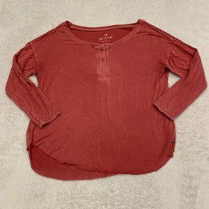 American Eagle Size Small Red Soft and Sexy 3/4 Sleeve T-shirt